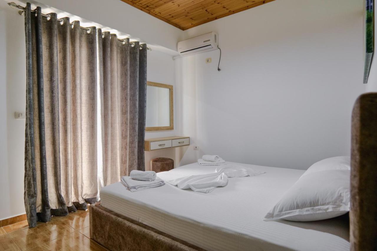Osmani Rooms Saranda Extérieur photo