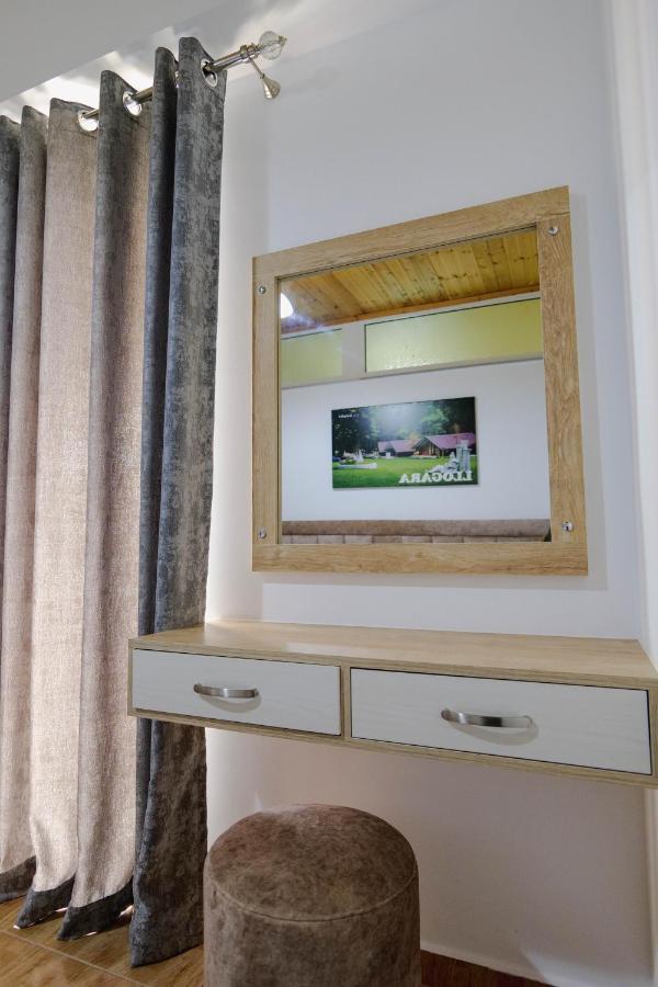 Osmani Rooms Saranda Extérieur photo