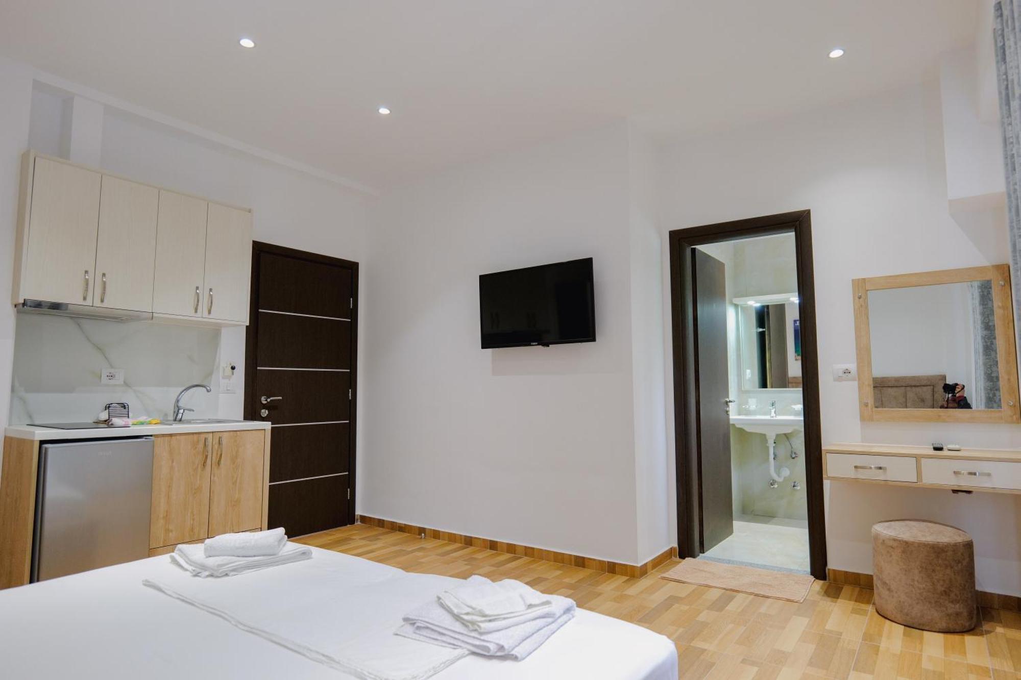 Osmani Rooms Saranda Extérieur photo