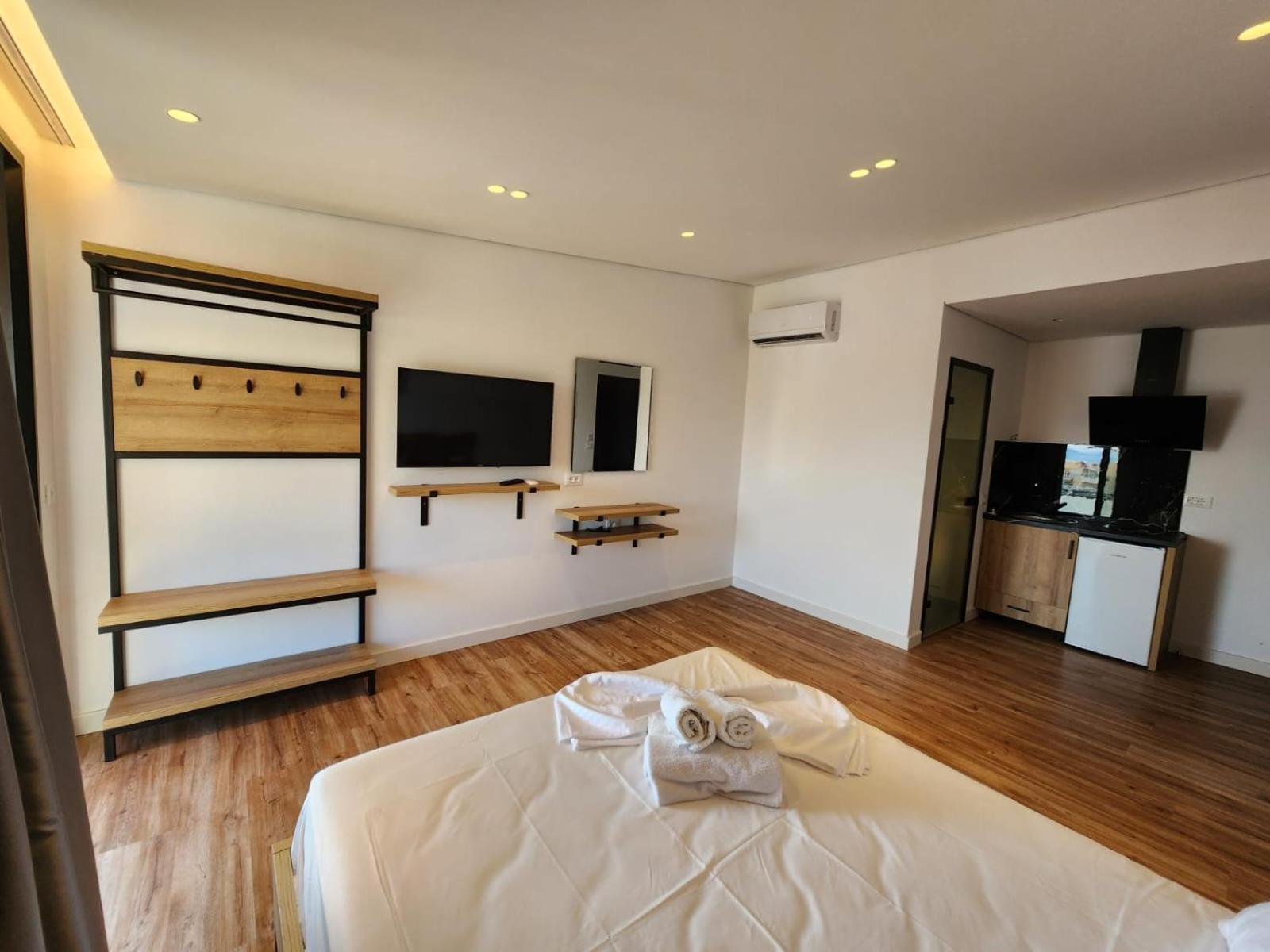 Osmani Rooms Saranda Extérieur photo
